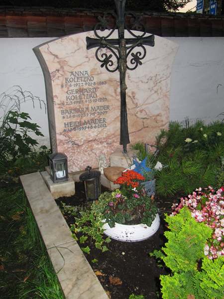 Estremoz – Anlagensteine, Steinmetzbetrieb Fritz Reuter München